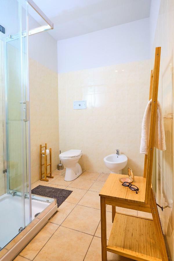 Voian 5 * Acquaseria